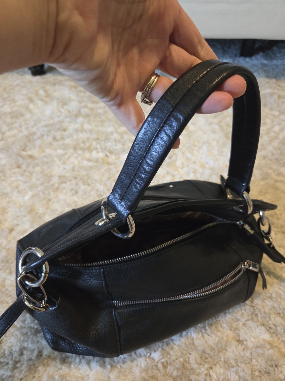 b. makowsky Black Leather Dual-Zip Crossbody Tote - Picture 10 of 16
